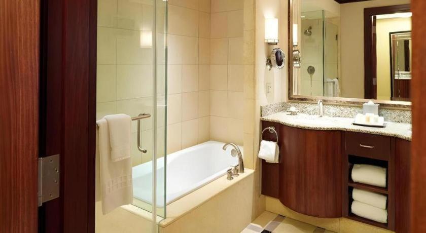 Ameristar Casino Resort And Spa Saint Charles Экстерьер фото